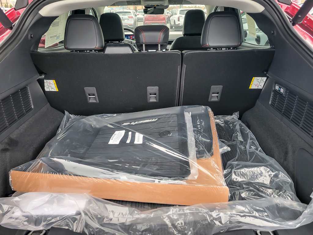 2025 FORD MUSTANG MACH-E - Image 17