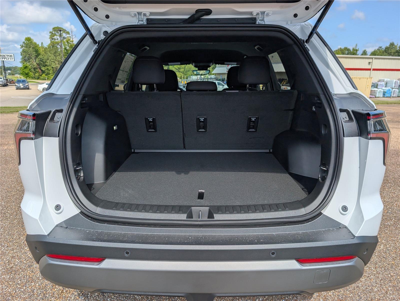 2026 Chevrolet Equinox LT photo 29