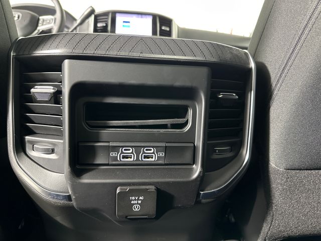 2025 Ram 2500 Big Horn photo 23