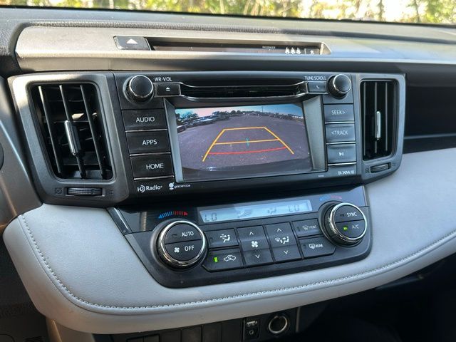 2017 Toyota RAV4 XLE photo 27