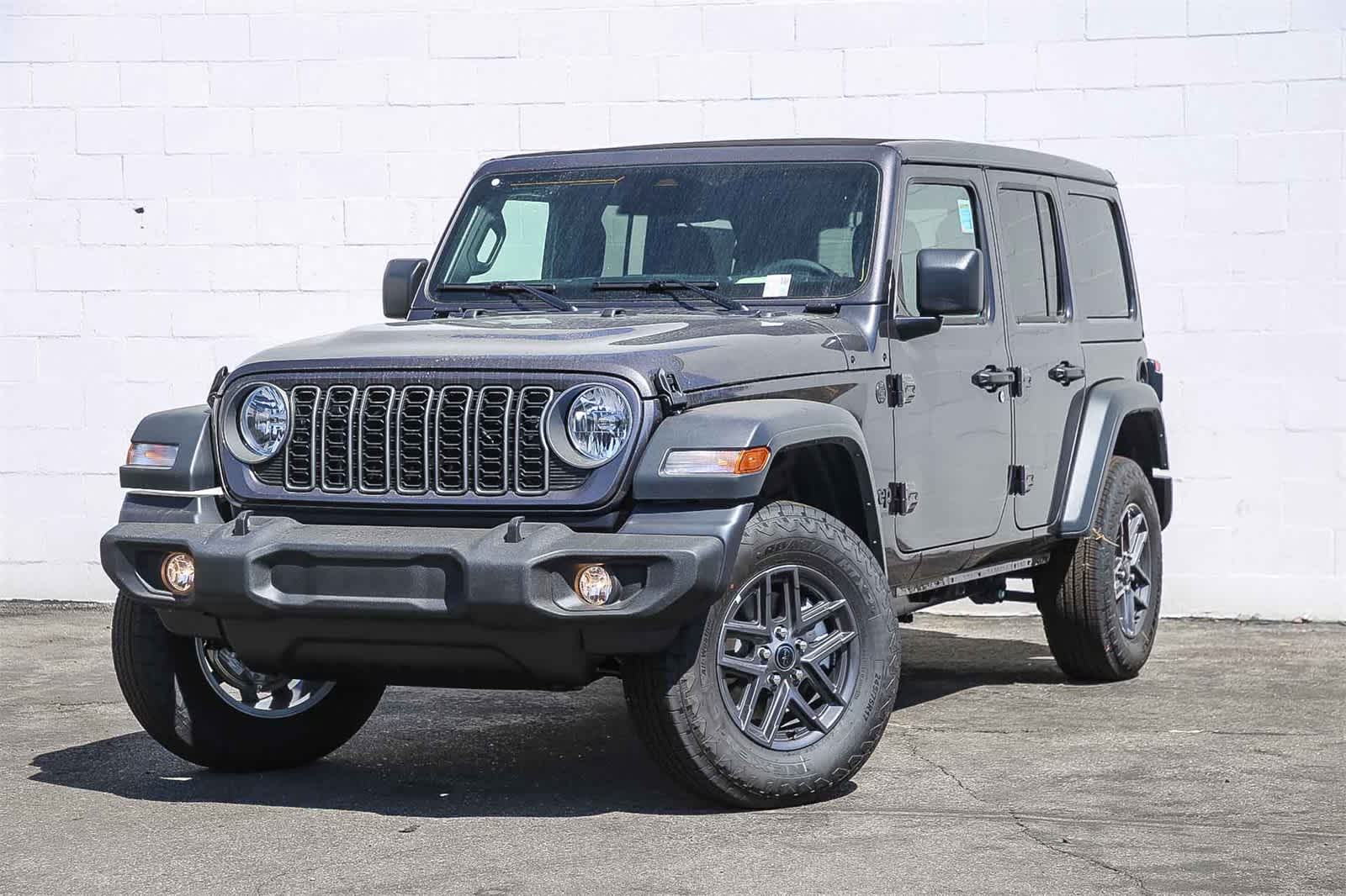 2025 Jeep Wrangler 4-Door Sport S's photo
