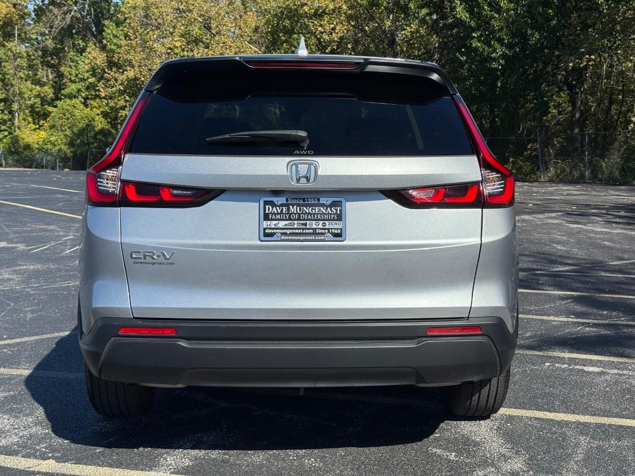 2025 Honda CR-V LX photo 4