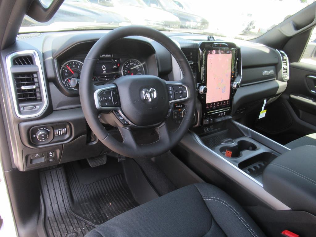 2025 Ram 1500 Big Horn Lone Star photo 16