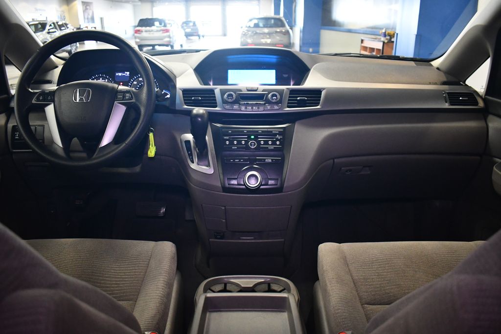 2011 Honda Odyssey EX photo 16