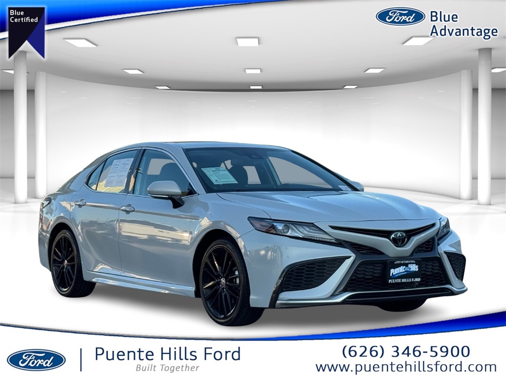 2023 Toyota Camry XSE's photo