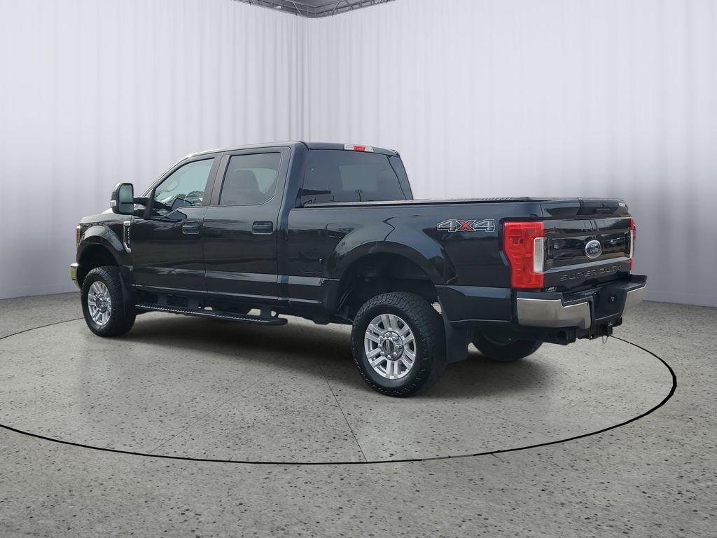 2019 Ford F-250 XL photo 3