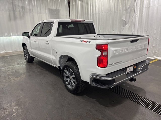 2026 Chevrolet Silverado 1500 LT photo 4