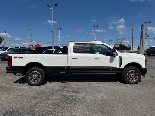 2024 Ford F-350 King Ranch photo 4