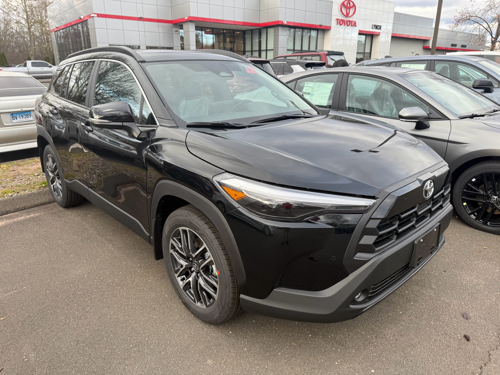 2026 Toyota Corolla Cross XLE's photo