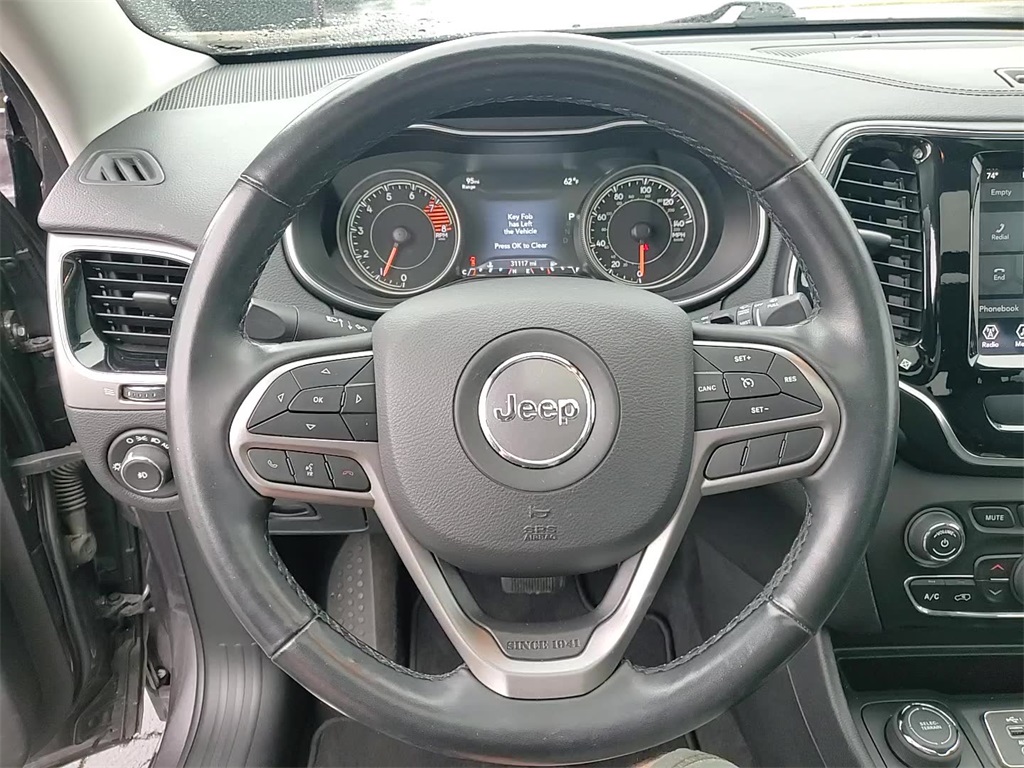 2020 Jeep Cherokee Limited photo 25