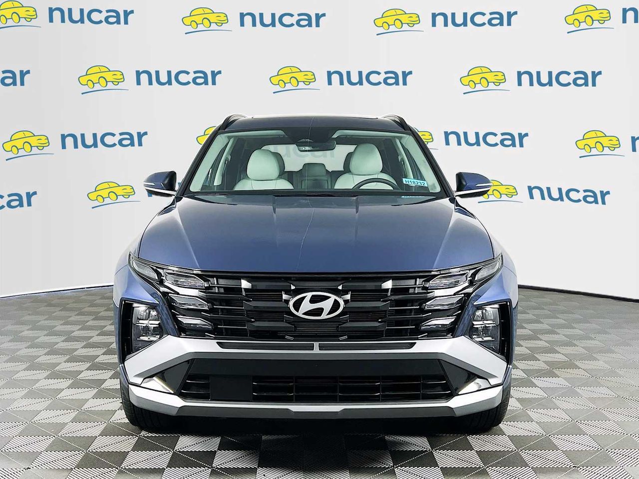 2025 Hyundai Tucson SEL Convenience photo 2