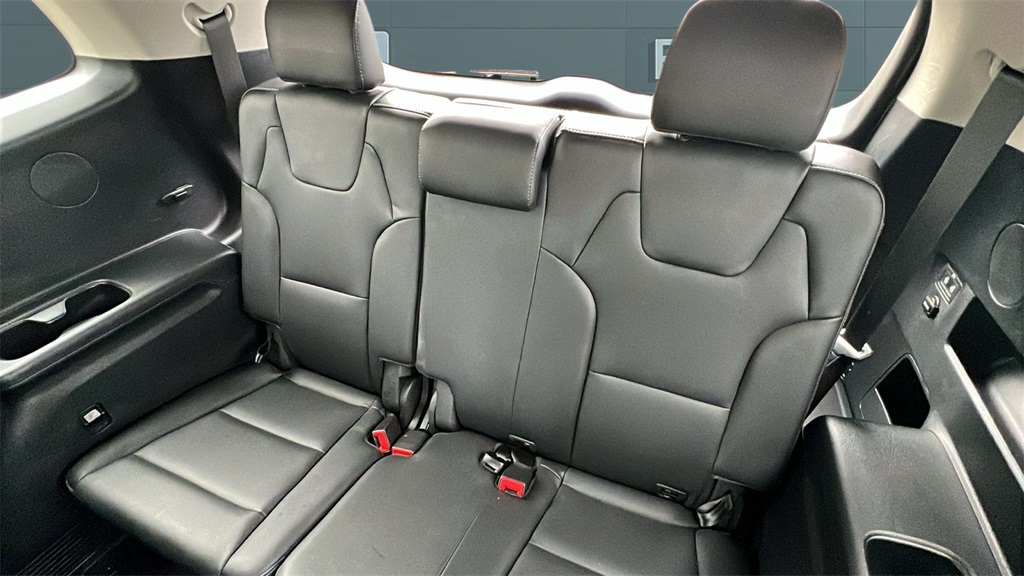2022 Kia Telluride S photo 3