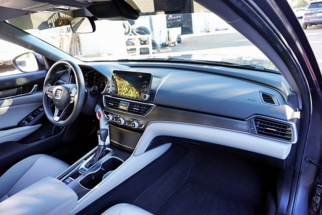 Used 2019 Gray Honda LX image 9