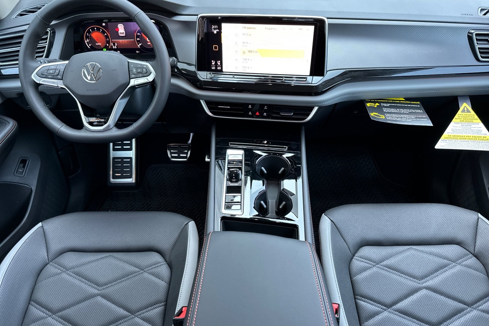 2025 Volkswagen Atlas Peak Edition SE photo 11