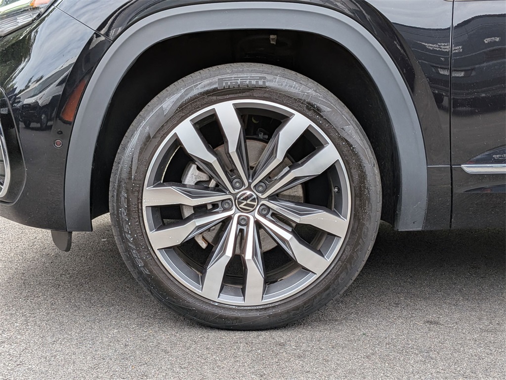 2023 Volkswagen Atlas Cross Sport V6 SEL Premium R-Line photo 28