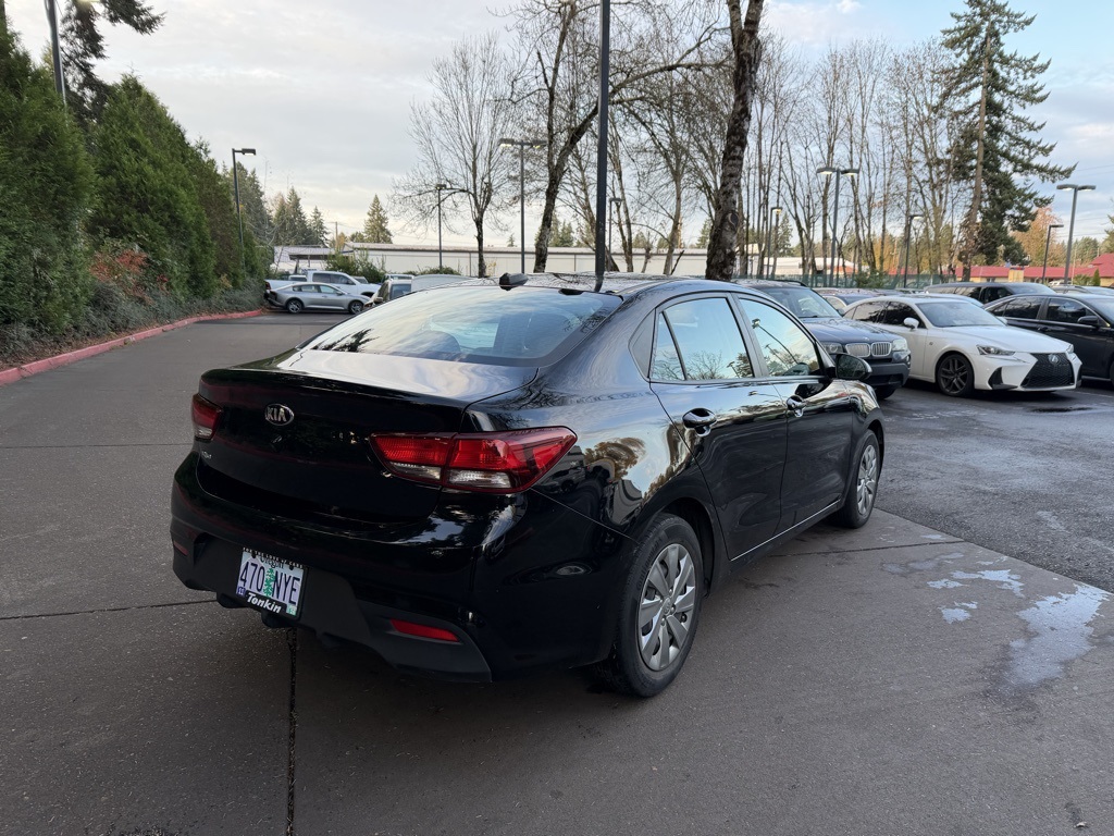2019 Kia Rio LX photo 3