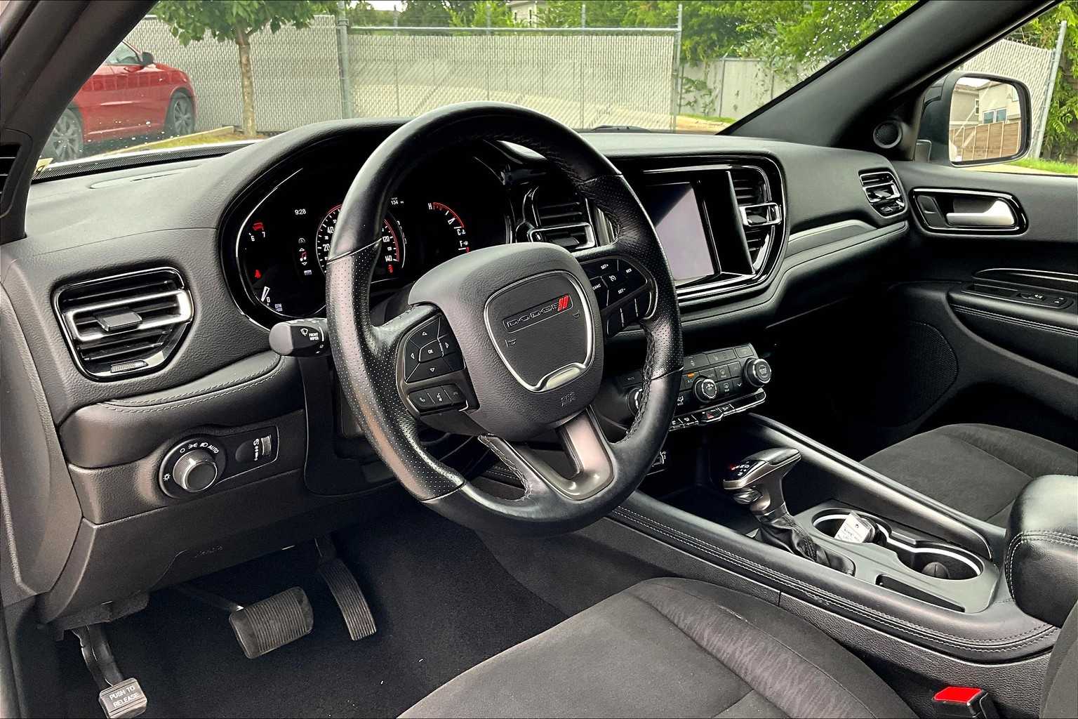 2023 Dodge Durango SXT photo 11