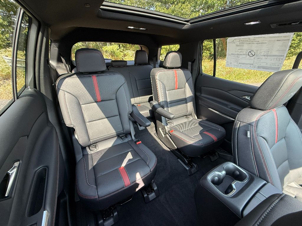 2026 Chevrolet Traverse RS photo 30
