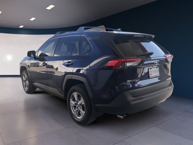 2024 Toyota RAV4 XLE photo 3