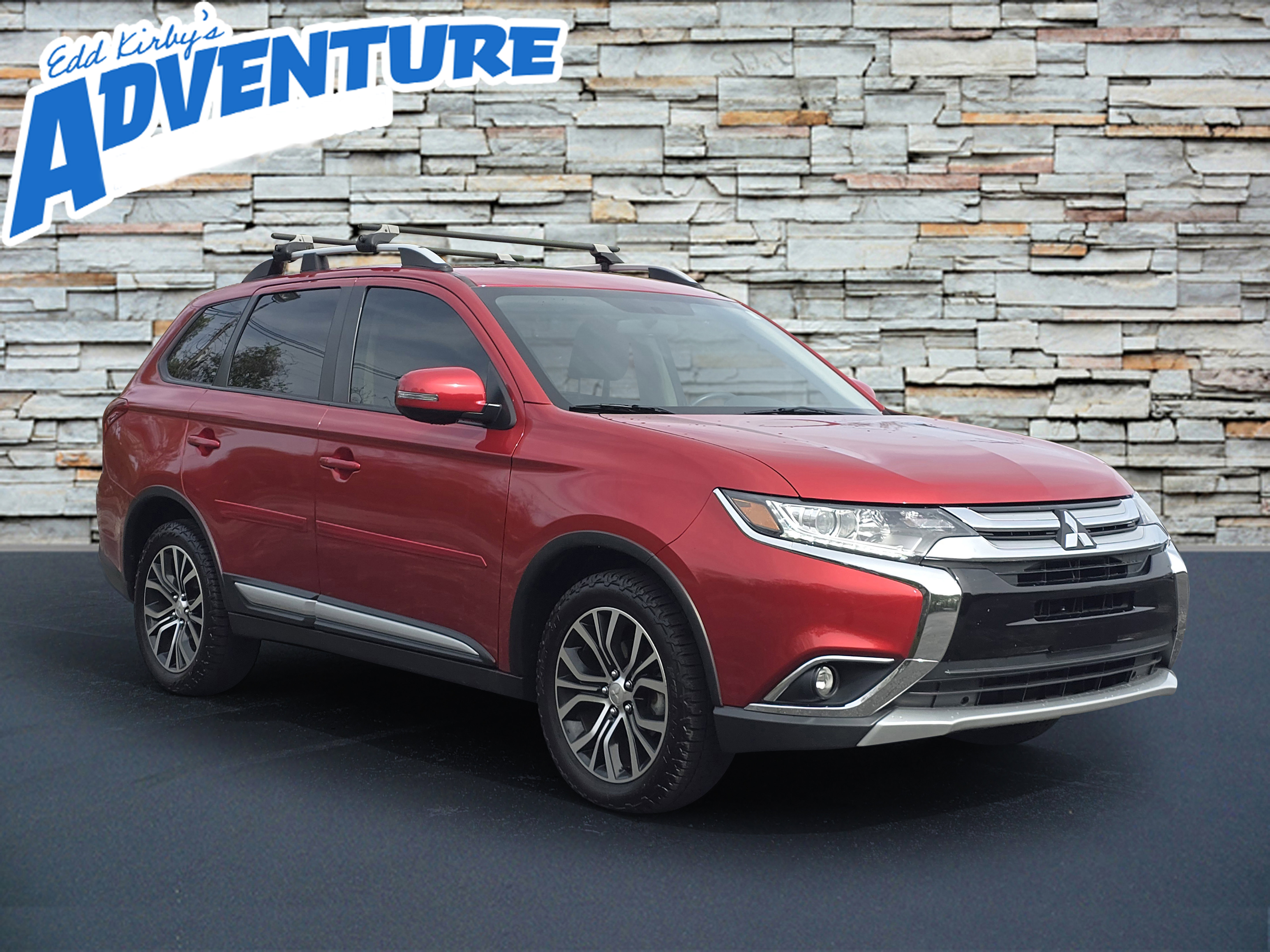 2017 Mitsubishi Outlander SE's photo