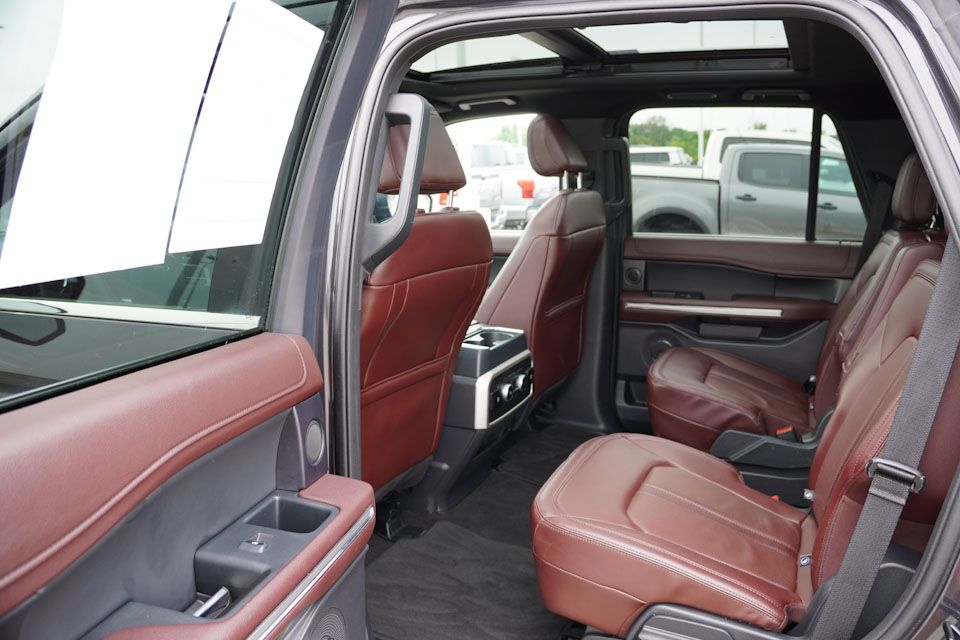 2024 Ford Expedition Limited photo 17