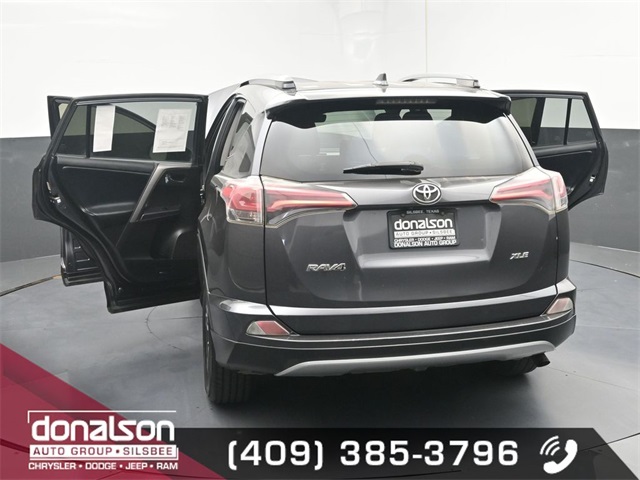 2018 Toyota RAV4 XLE photo 24