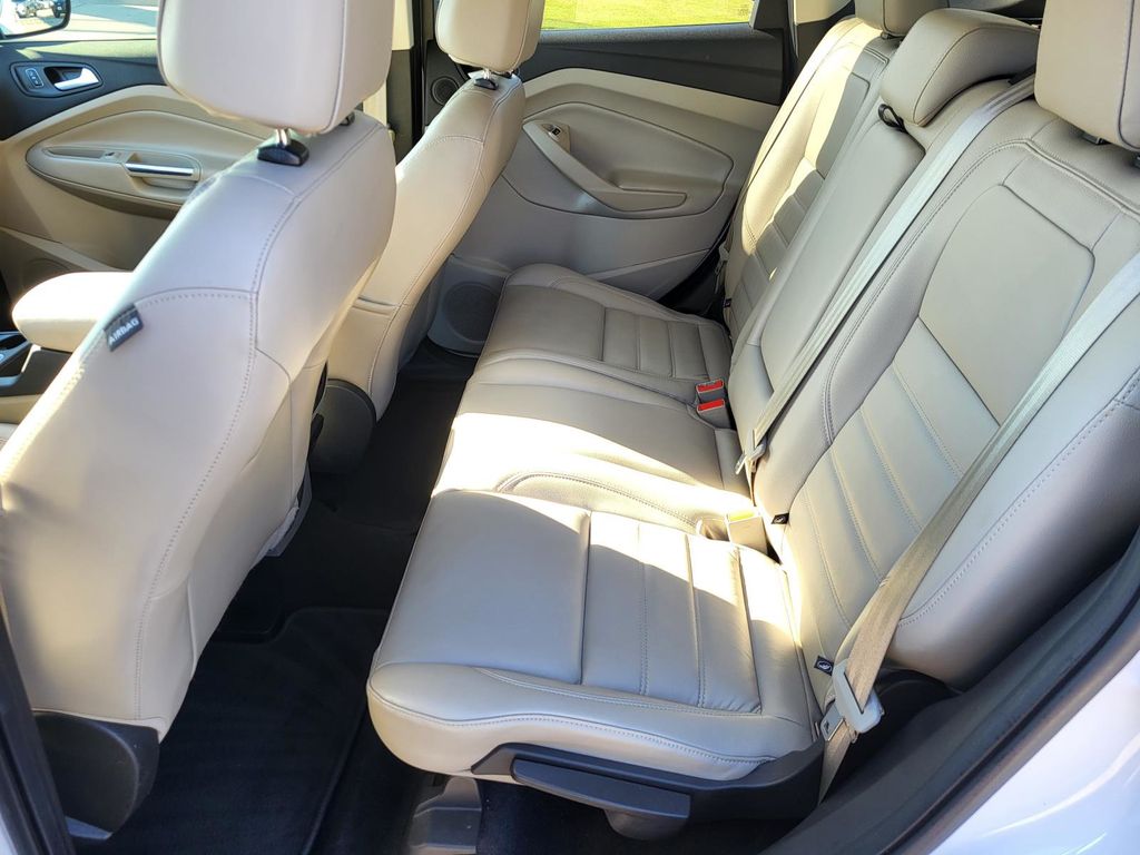 2017 Ford Escape Titanium photo 12