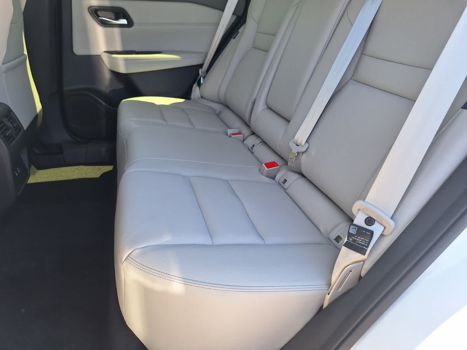 2025 Nissan Rogue SL photo 20