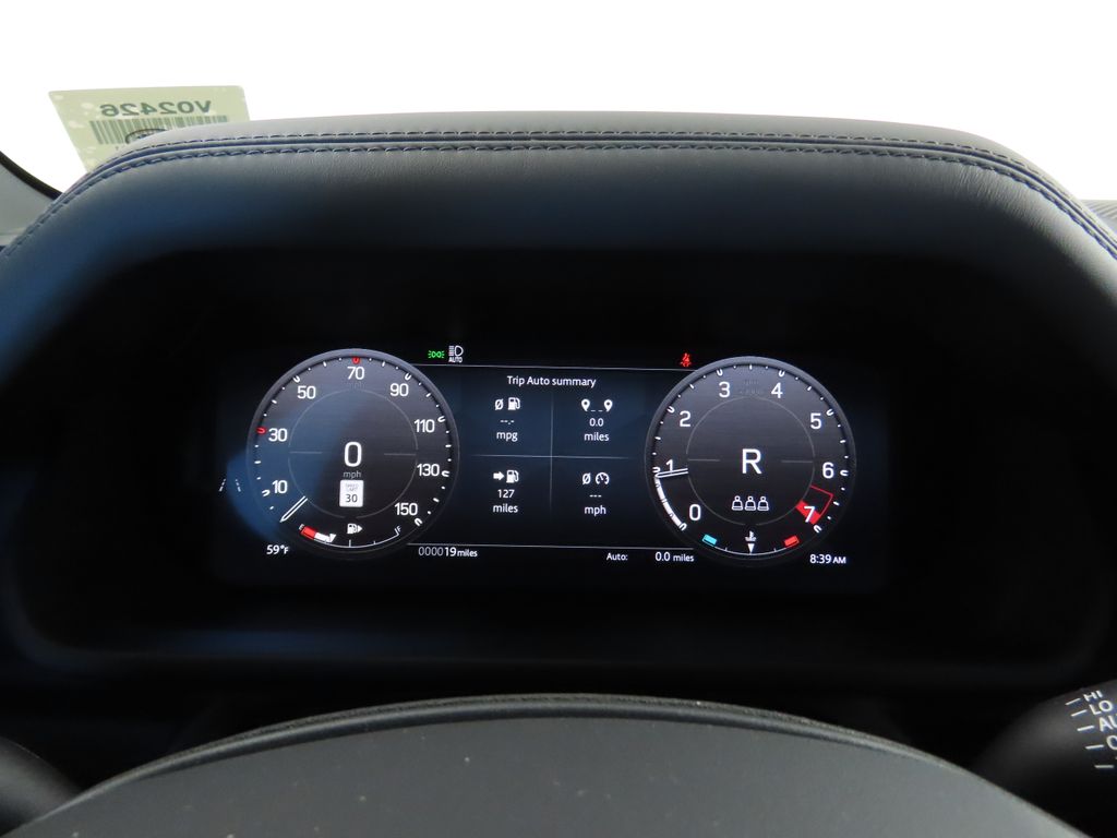 2025 Land Rover Defender 110 S photo 28