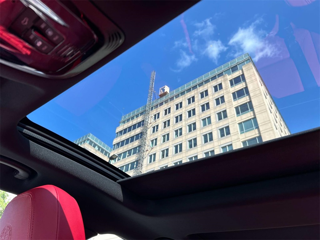 2025 Alfa Romeo Giulia SPRINT photo 5