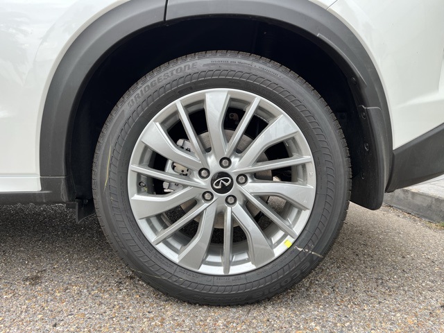 2025 Infiniti QX50 Luxe photo 23