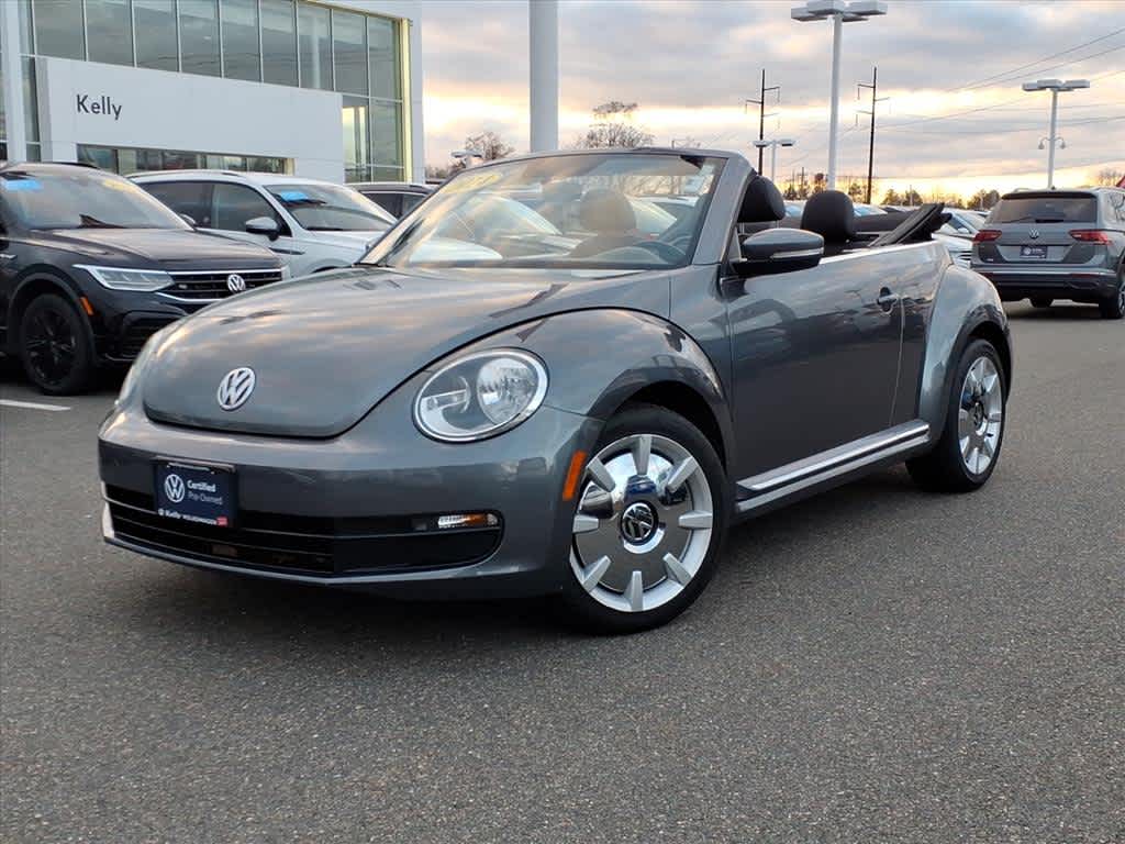 2014 Volkswagen Beetle 2.5L photo 2