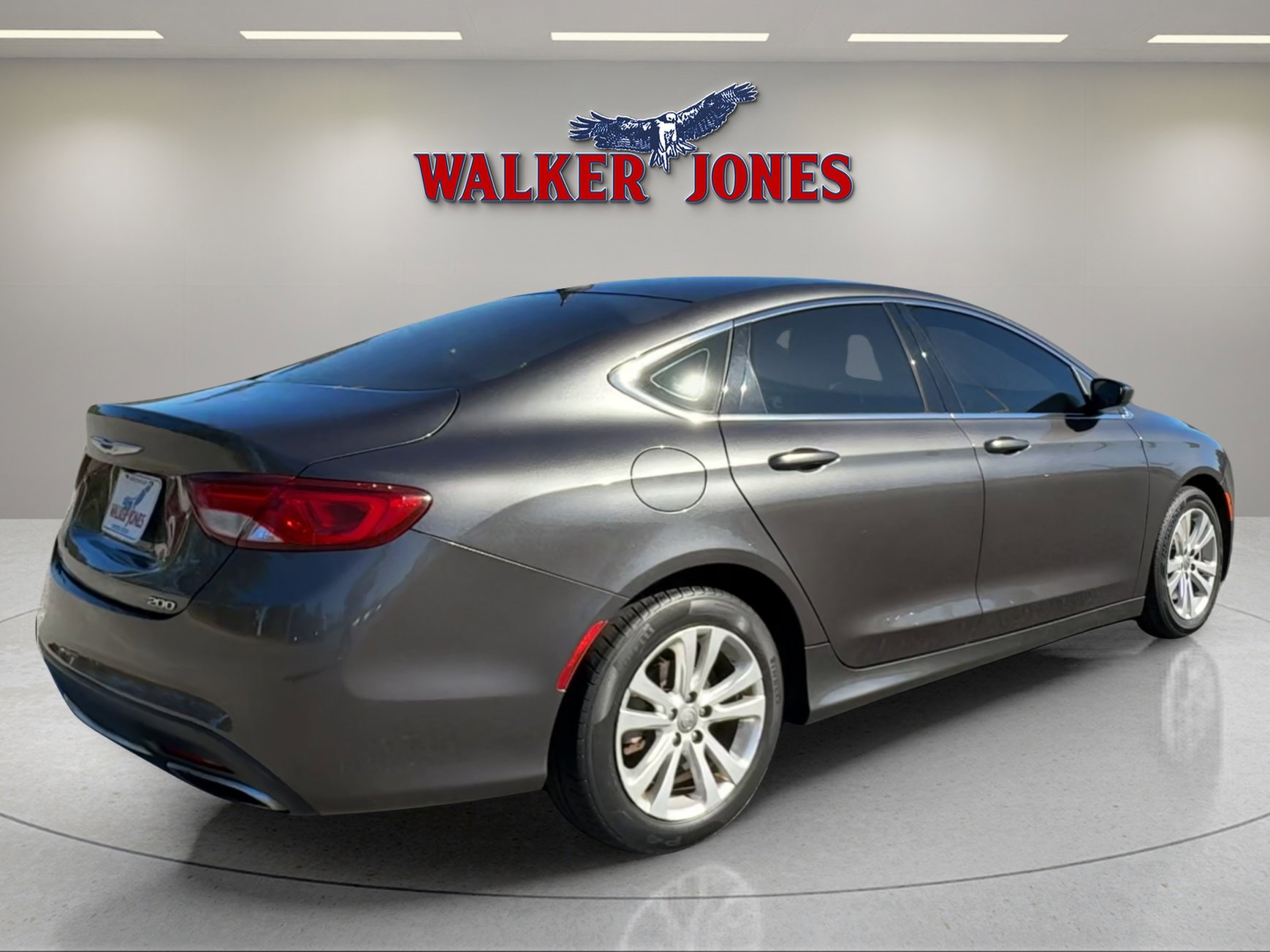 2015 Chrysler 200 Limited photo 3