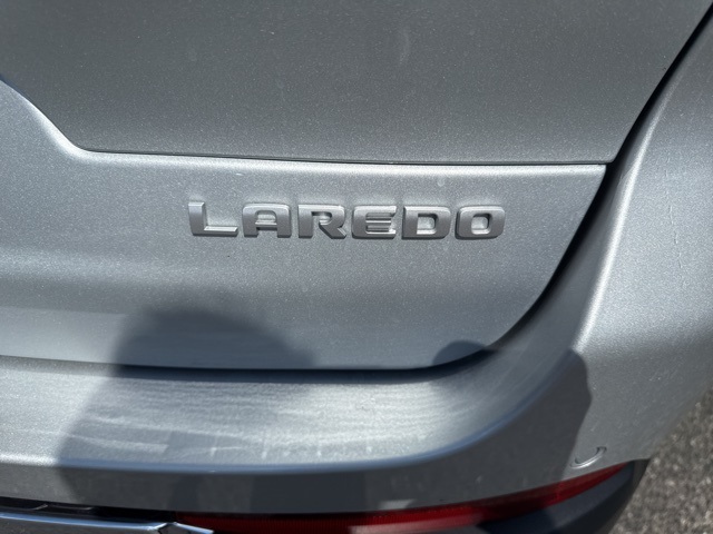 2025 Jeep Grand Cherokee Laredo X photo 8