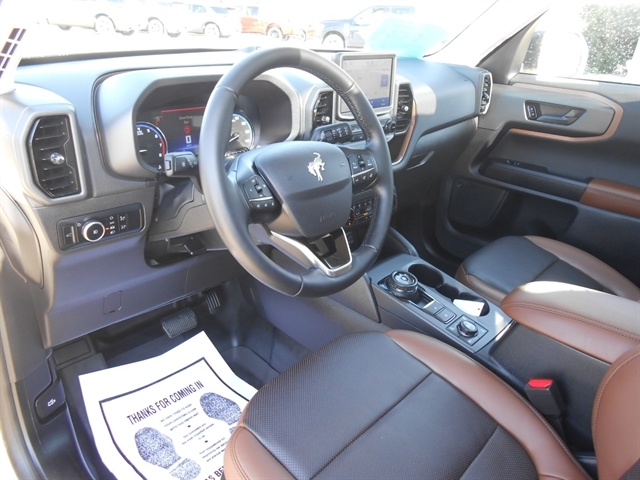 2024 Ford Bronco Sport Badlands photo 3