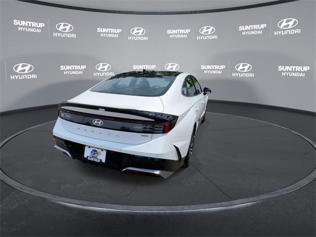 2025 Hyundai Sonata Hybrid Limited photo 18