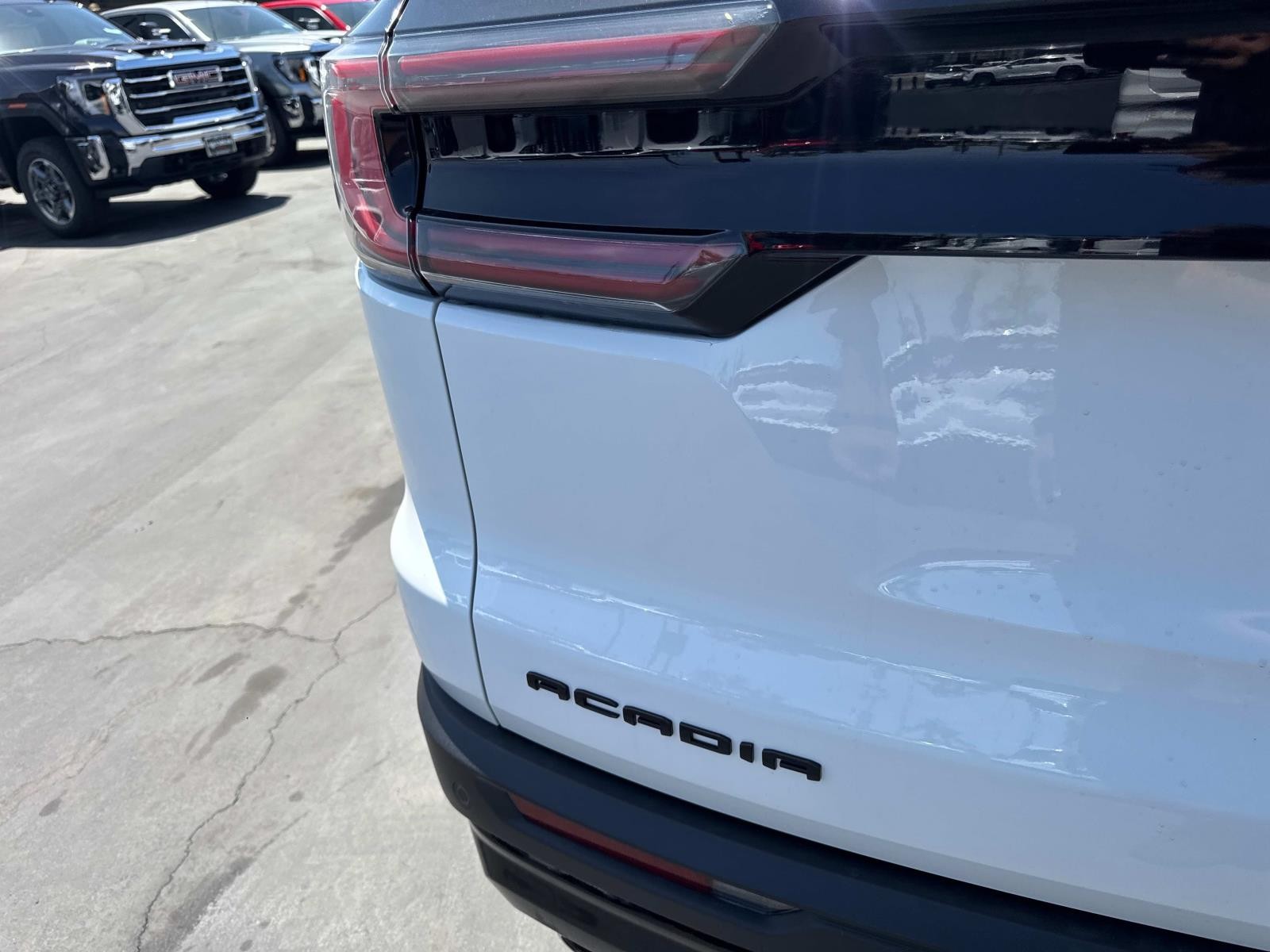 2025 Gmc Acadia Elevation photo 27