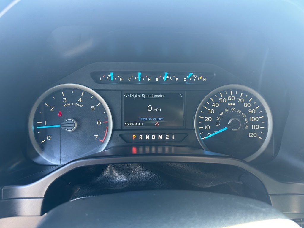 2016 Ford F-150 XLT photo 10