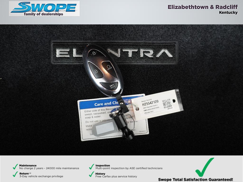 2025 Hyundai Elantra SEL Convenience photo 24