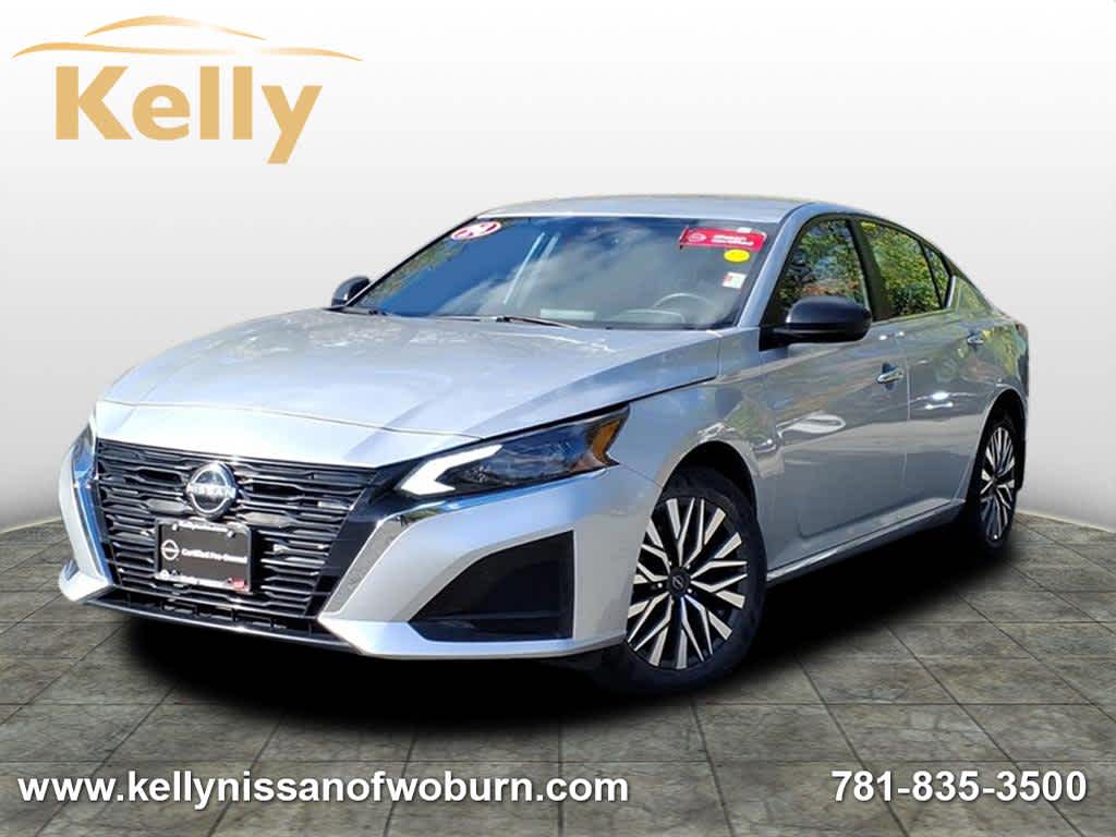 2024 Nissan Altima SV's photo