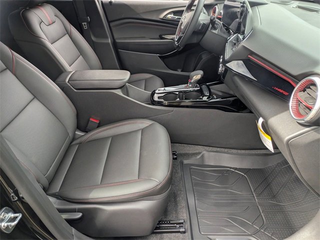 2025 Chevrolet Trax photo 22