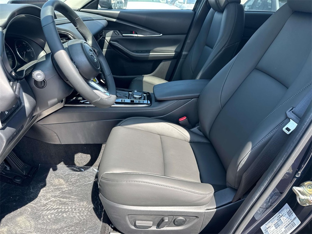 2025 Mazda CX-30 2.5 S Preferred photo 10