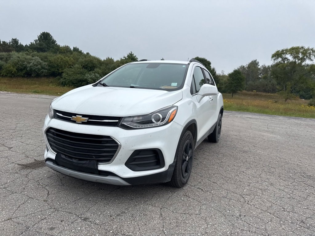 2018 Chevrolet Trax LT photo 2