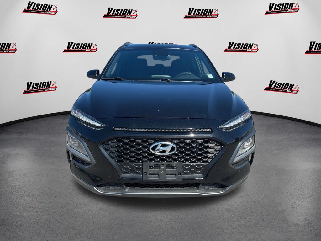 2021 Hyundai Kona SEL Plus photo 2
