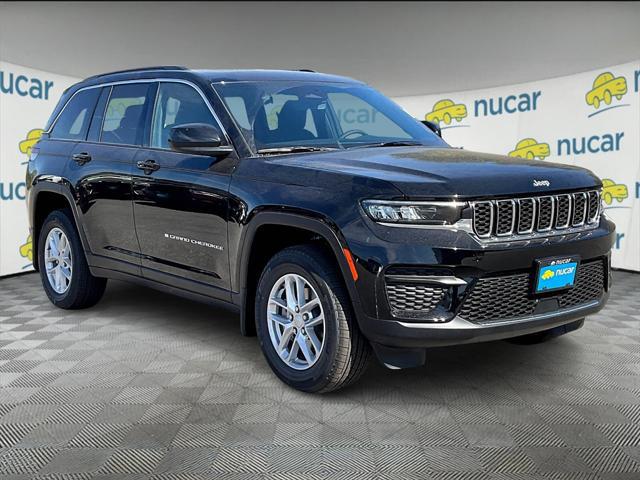 2025 Jeep Grand Cherokee Laredo's photo
