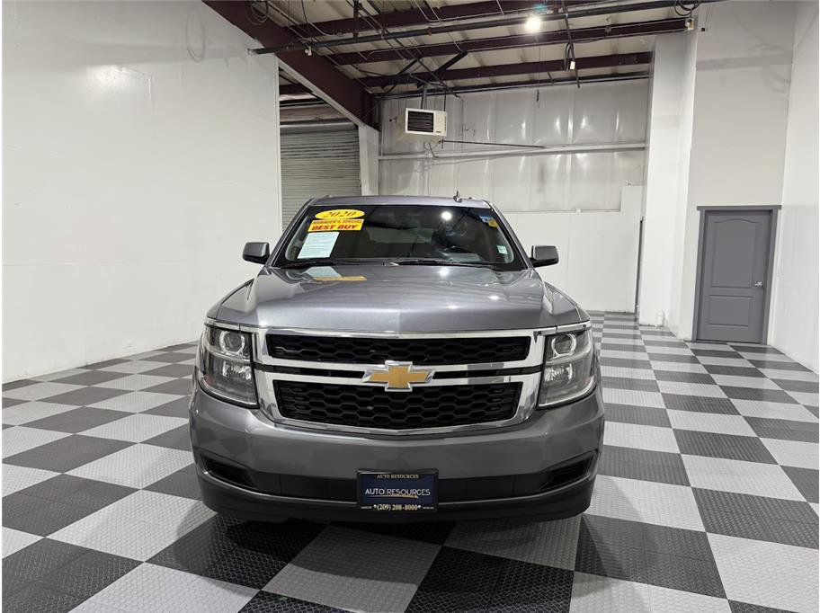 2020 Chevrolet Suburban LS photo 3