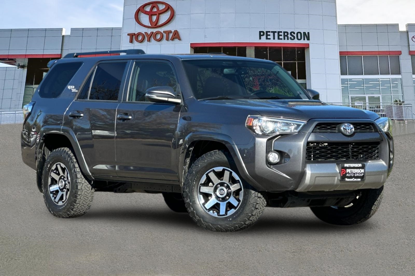 2019 Toyota 4Runner TRD Off-Road Premium photo 2