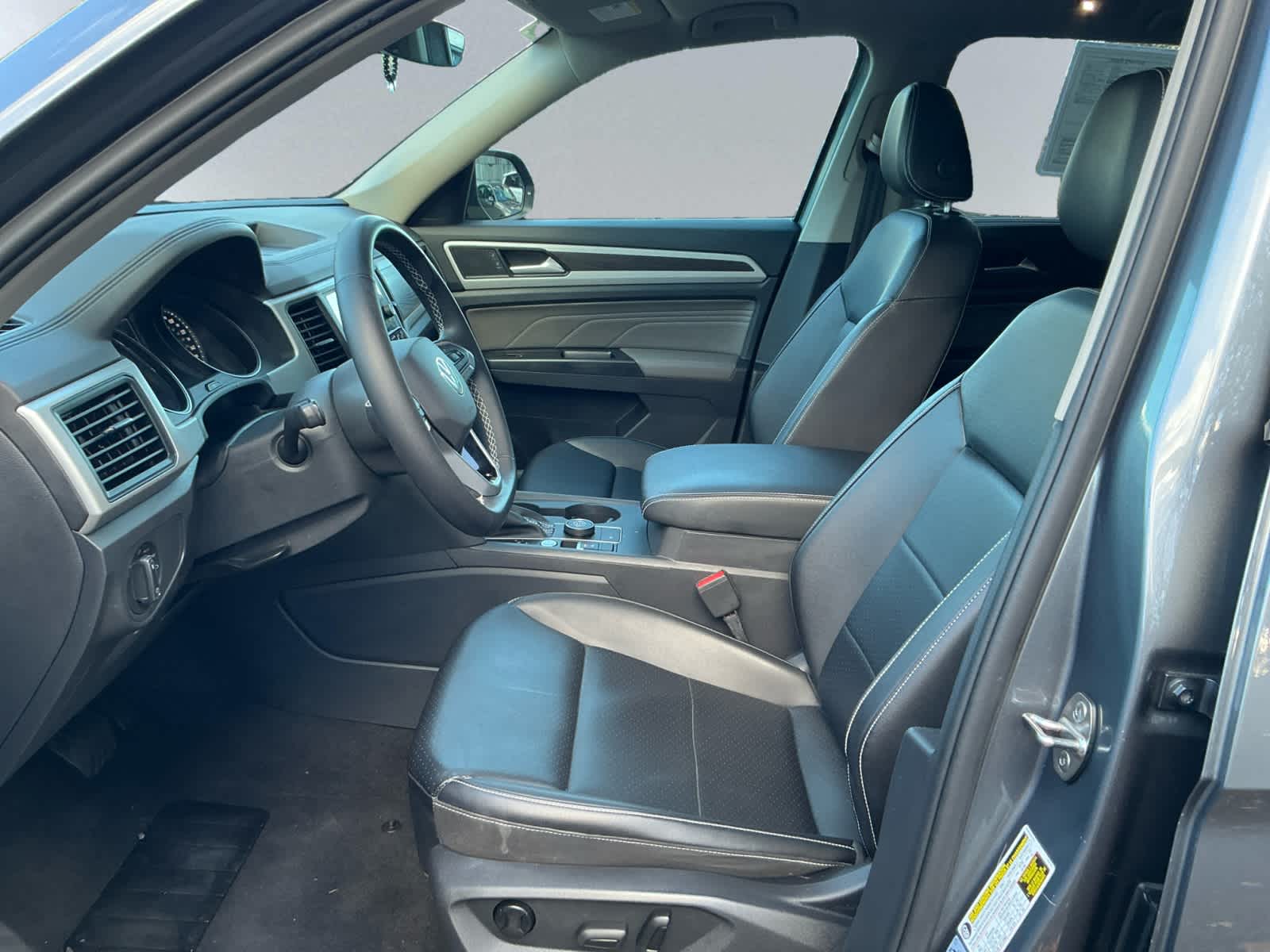 Image of Pre-Owned 2021 Volkswagen Atlas 3.6L V6 SE w/Technology