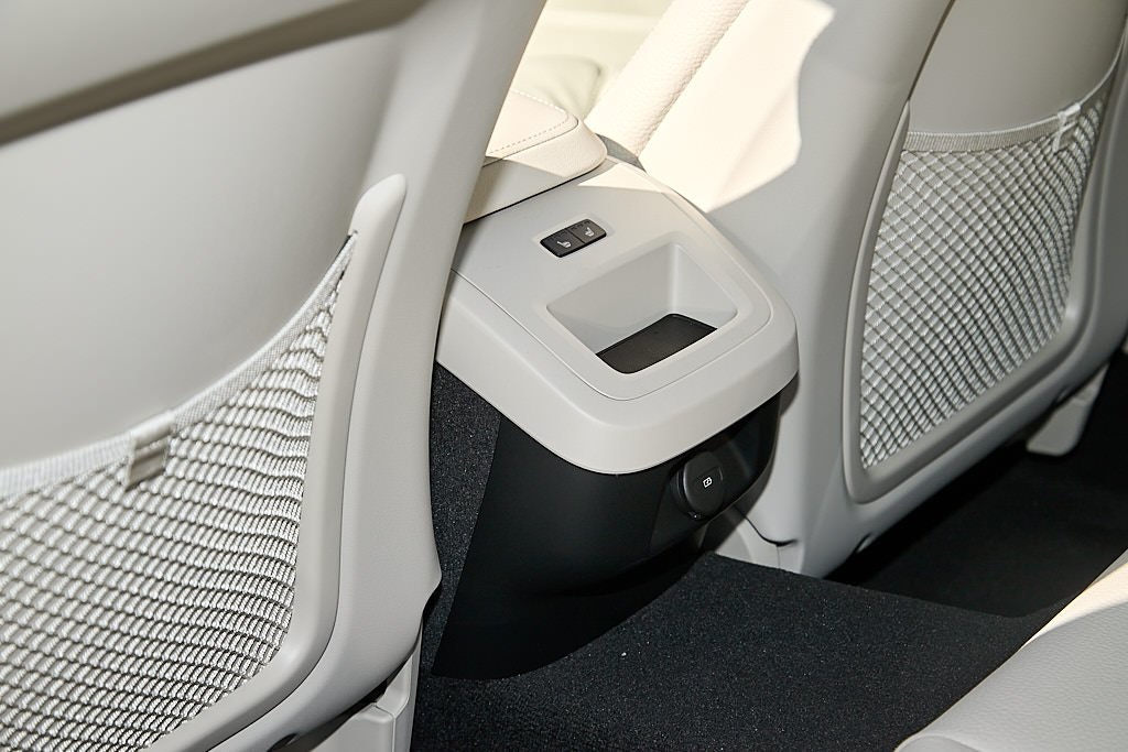 2026 VOLVO V60CC - Image 20