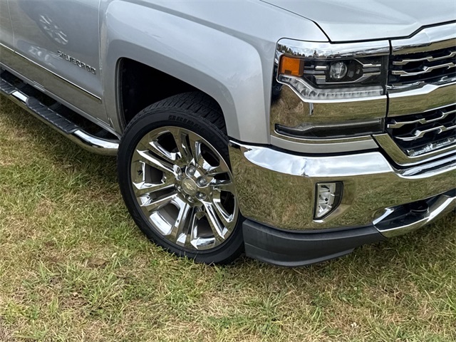 2018 Chevrolet Silverado 1500 LTZ photo 4